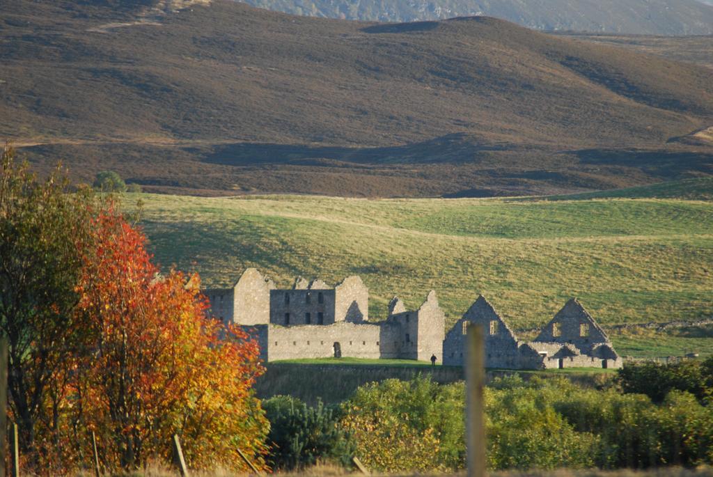 Columba House Hotel Kingussie Exterior photo