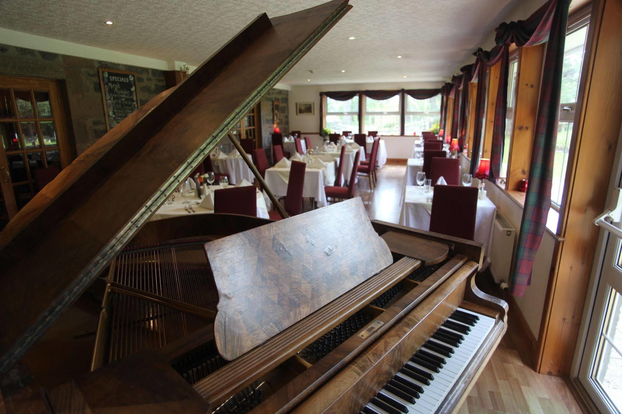 Columba House Hotel Kingussie Exterior photo